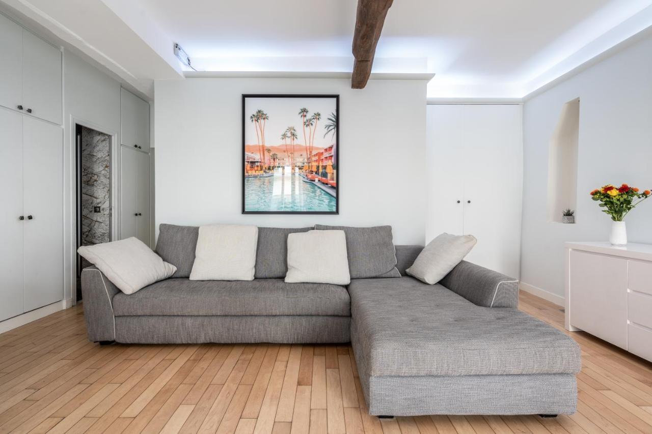 Guest house In - Cosy Place In The Hear Of